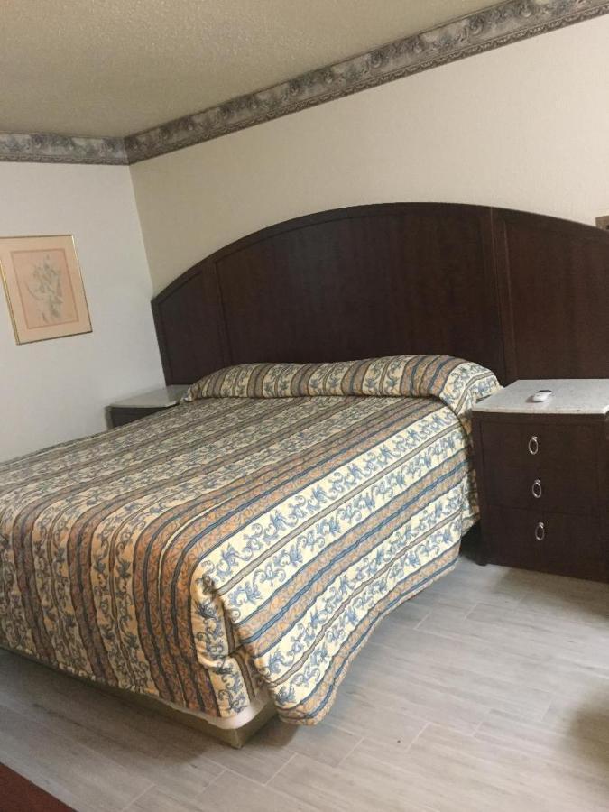 נורקו Regency Inn מראה חיצוני תמונה