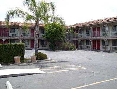 נורקו Regency Inn מראה חיצוני תמונה